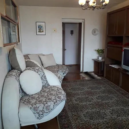 Apartmtnt Near Victori Squaue *
