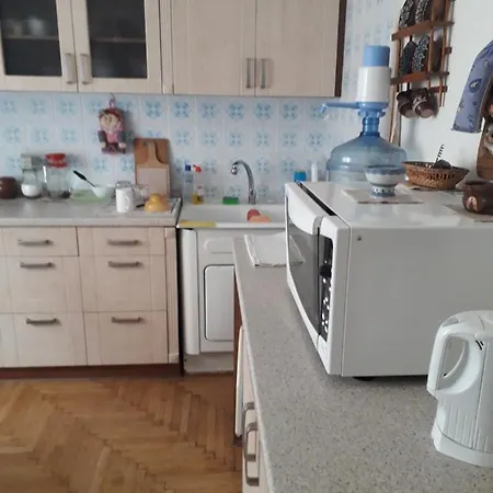 Apartmtnt Near Victori Squaue *